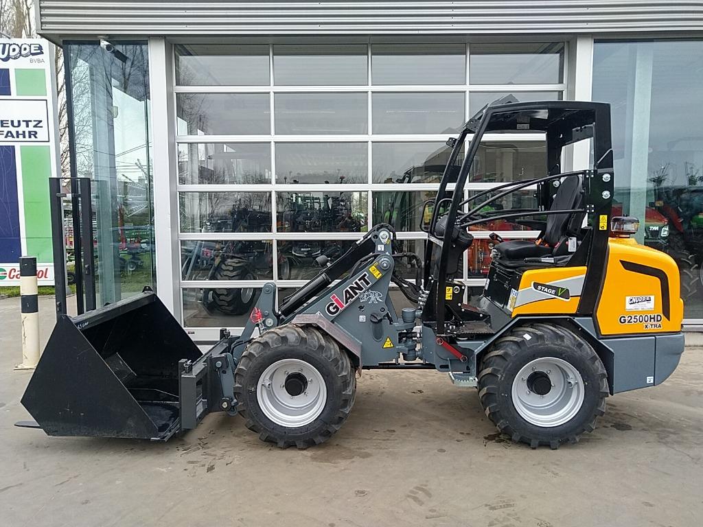 Giant G2500HDXtra, lève 2200kg, pèse 2400kg + machines stock, Articles professionnels, Machines & Construction | Industrie & Technologie