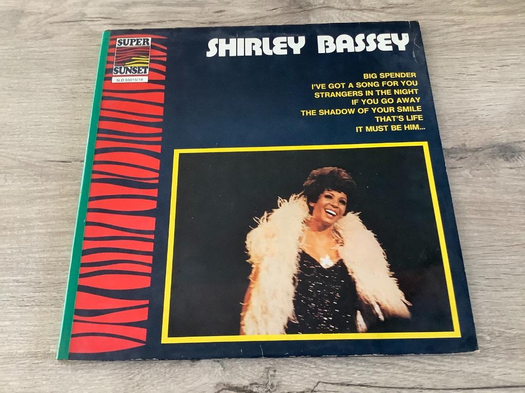 Vinyl Shirley Bassey  dubbel LP, 1960 tot 1980, Verzenden, Zo goed als nieuw, 12 inch