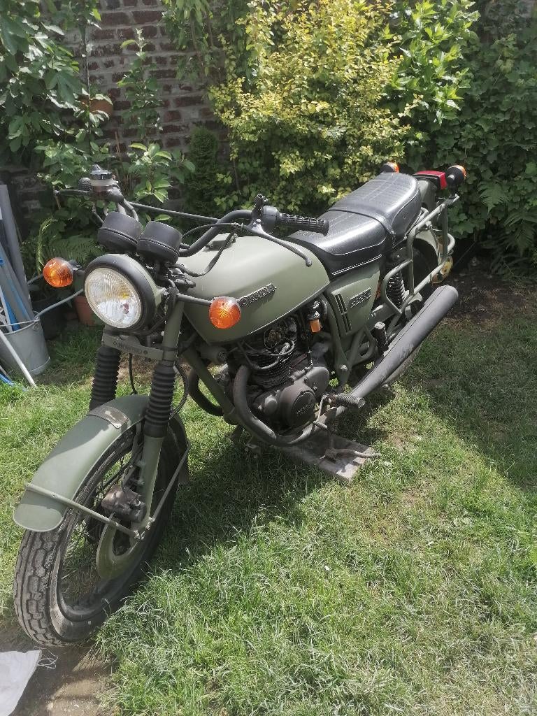 motorfiets Honda 250 rare 1978 army