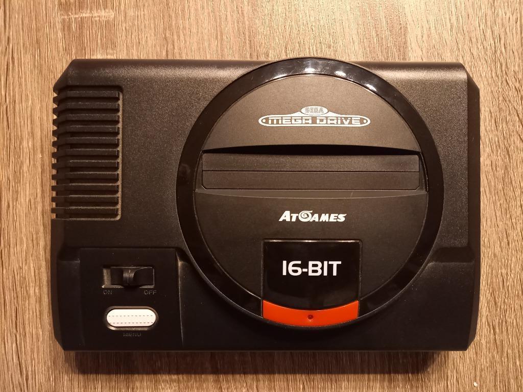 Console Sega MegaDrive Flashback 16-bits "Anniversaire", Consoles de jeu & Jeux vidéo, Mega Drive, Comme neuf, Enlèvement, Avec jeux