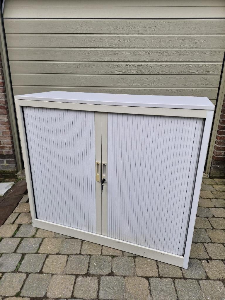 Mooie metalen roldeurkast , Topprijs !!!, Huis en Inrichting, Kasten | Roldeurkasten en Archiefkasten, Ophalen, 100 tot 150 cm