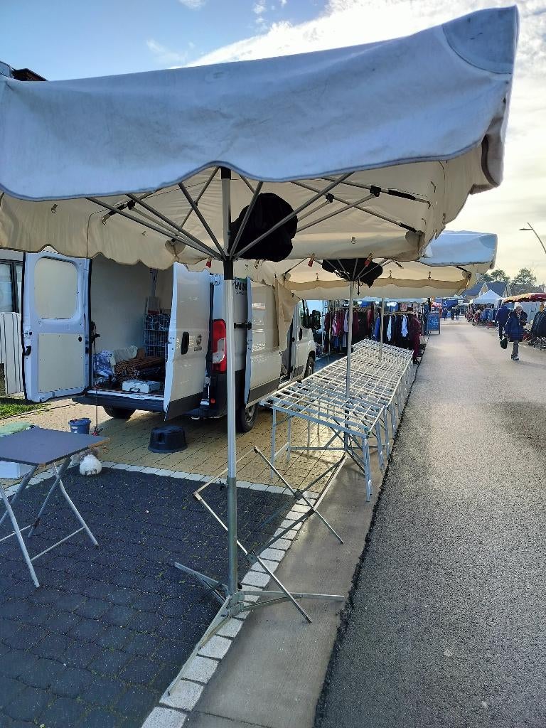 Marktparasols, Enlèvement, Utilisé