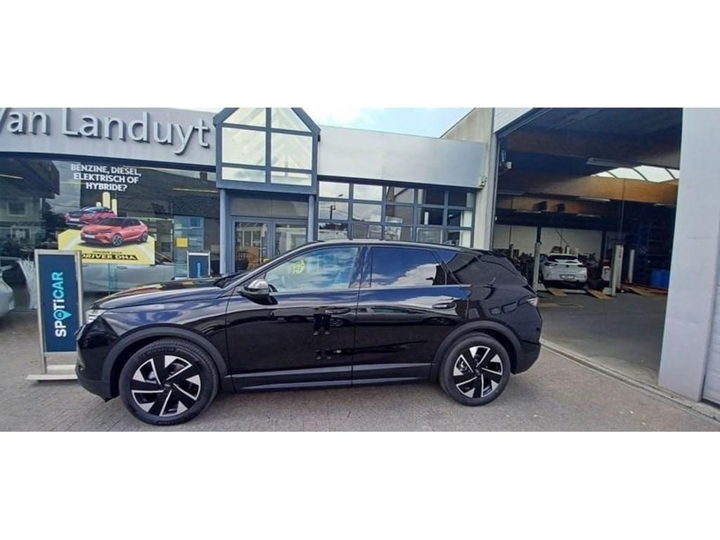 Opel Grandland Opel Grandland GS 1.2 Turbo Hybrid, Automaat, Zwart, Hybride Elektrisch/Benzine, 107 kW