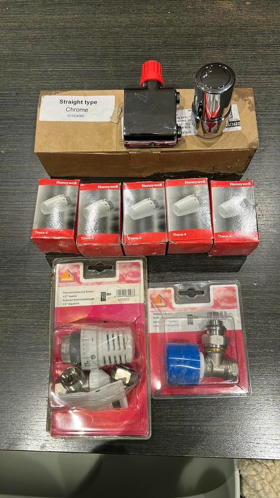 Diverse thermostatische kranen, Doe-het-zelf en Bouw, Ophalen, Nieuw, Thermostaat