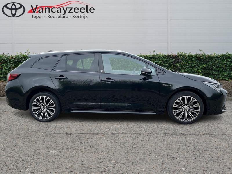 Toyota Corolla TS Team Deutschland+ trekhaak+cam+gps, 122 pk, Corolla, Zwart, Break