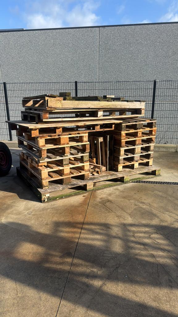 Paletten GRATIS op te halen., Enlèvement