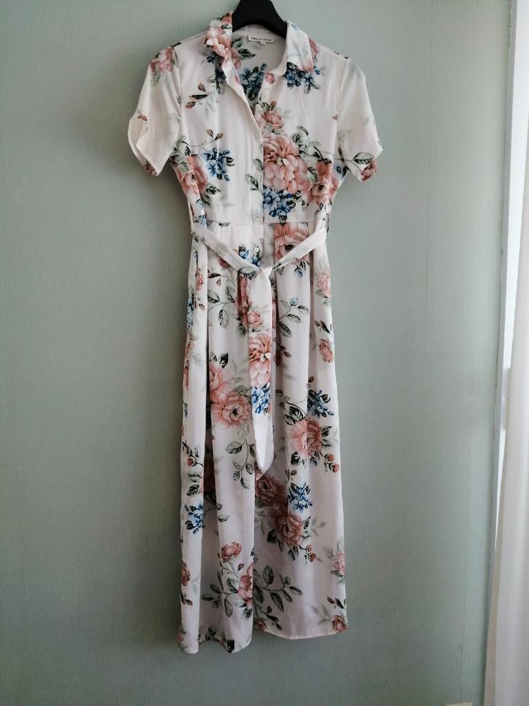 magnifique robe fleurie Millenium taille S, Vêtements | Femmes, Enlèvement ou Envoi, Taille 36 (S), Sous le genou, Comme neuf