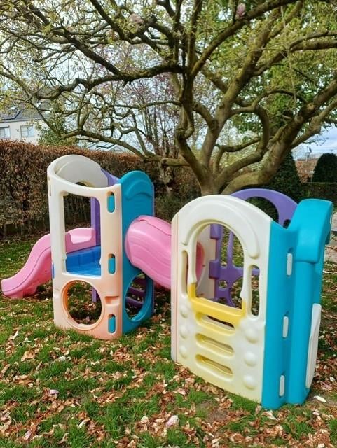 Little Tikes speeltoren met glijbaan, Kinderen en Baby's, Speelgoed | Buiten | Speeltoestellen, Ophalen, Gebruikt, Glijbaan