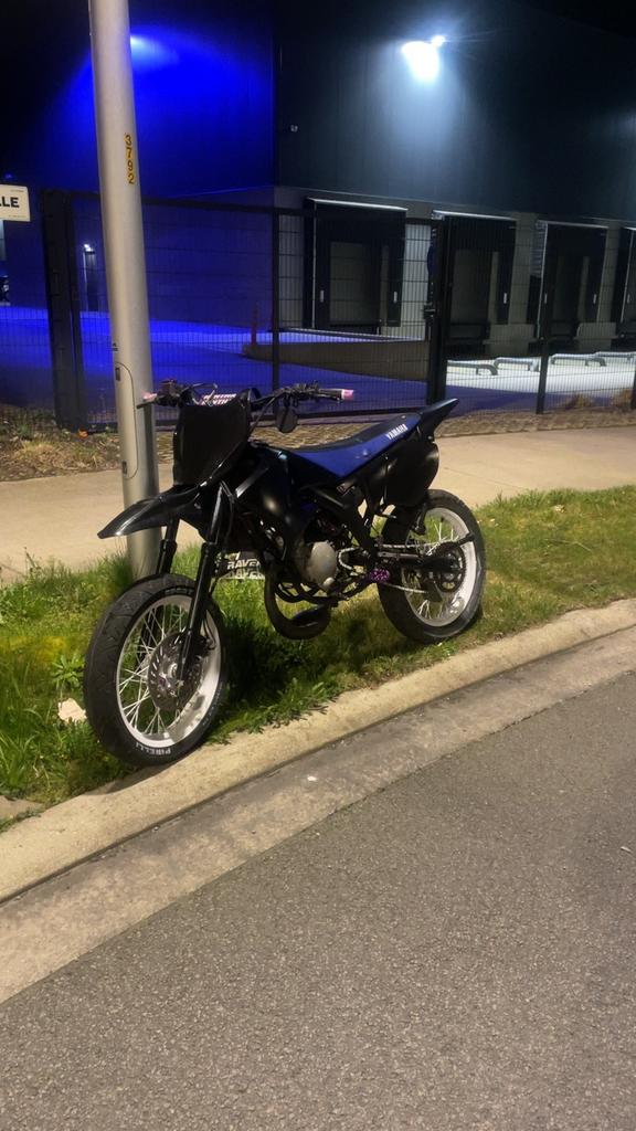 Yamaha dt, Fietsen en Brommers, Ophalen, Zo goed als nieuw