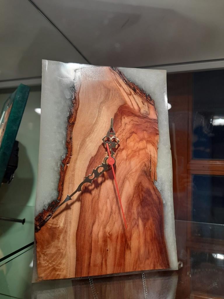 Horloge bois olivier, Enlèvement ou Envoi