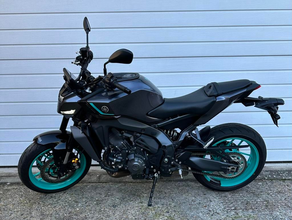 Yamaha MT-09 Y-AMT 2024 730 km CT OK, Motos, Contrôle de traction, 3 cylindres, Autre, Automatique