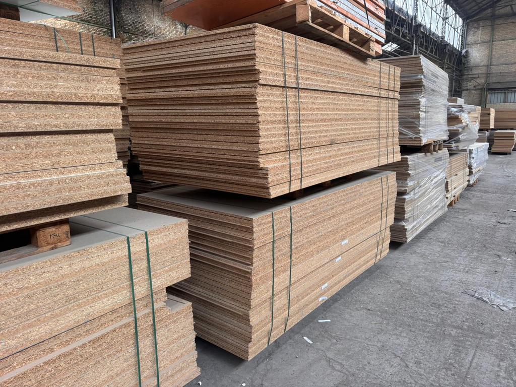 Panneaux de bois mélaminé certifiés - NEUVES, Bricolage & Construction, Plaques & Panneaux, Neuf, Enlèvement ou Envoi