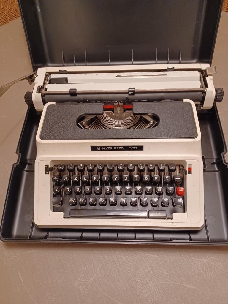 Machine à écrire, Enlèvement