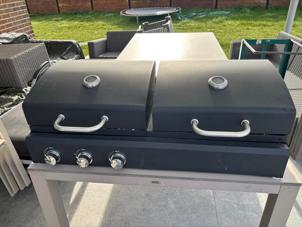 Barbeque op gas en houtskool, Tuin en Terras, Buitenkeukens, Ophalen, Zo goed als nieuw, Gas