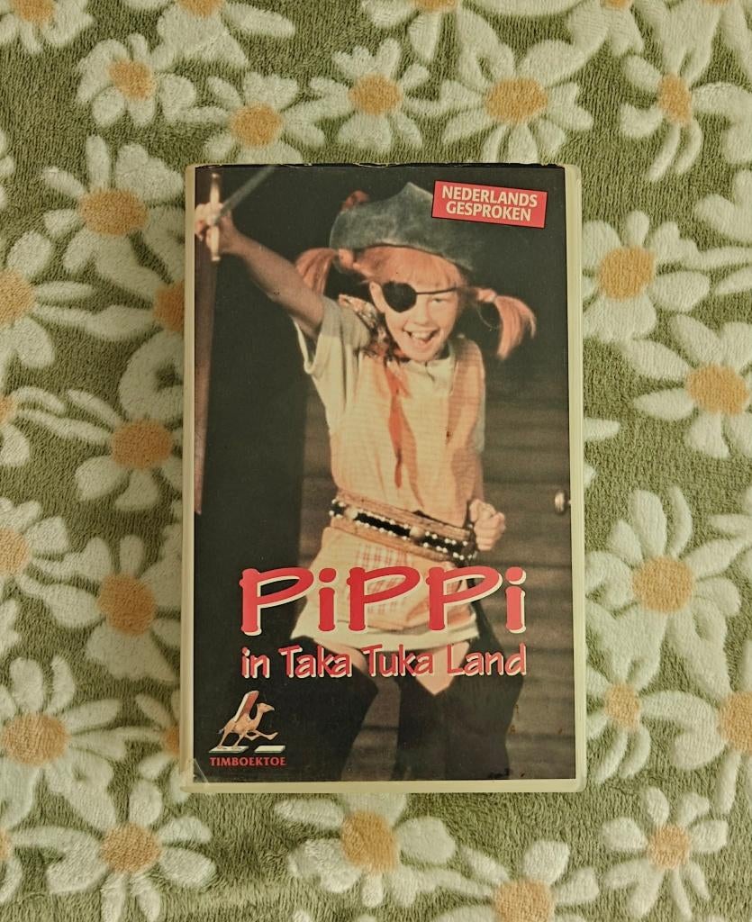 VHS - Pippi in Taka-Tuka-Land - Astrid Lindgren - €2, CD & DVD, VHS | Film, Tous les âges, Enlèvement, Utilisé, En néerlandais