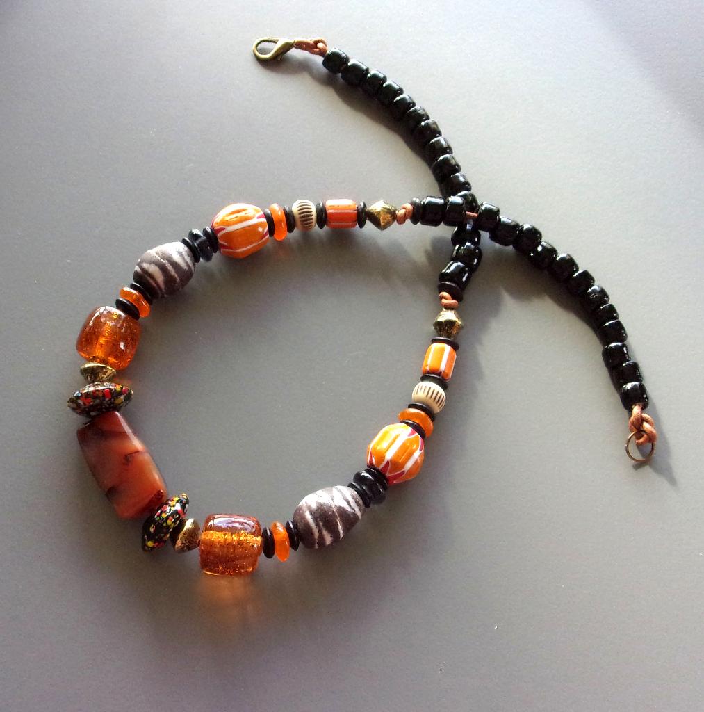 Ketting met oude Millefiori in Venetiaans glas en carneool, Nieuw, Oranje, Ophalen of Verzenden, Steen of Mineraal