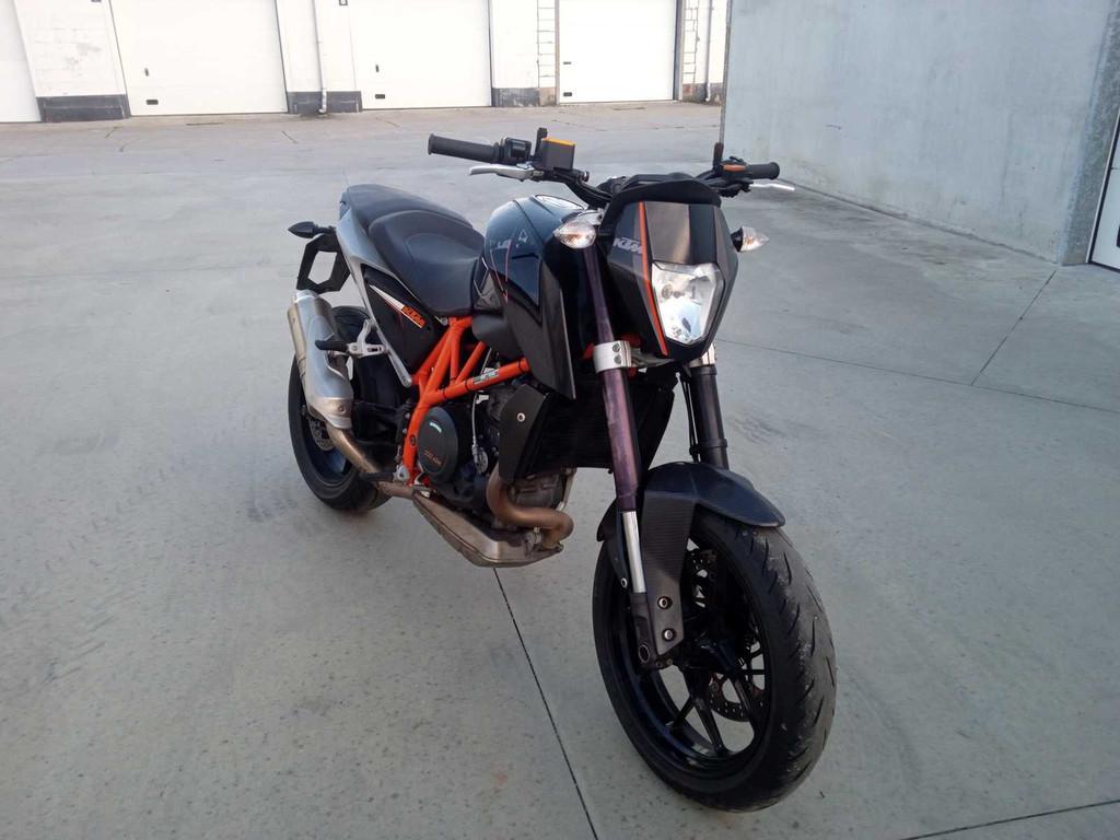 KTM - Duke 690 - Moto, Motos, Motos | KTM, Entreprise, Autre