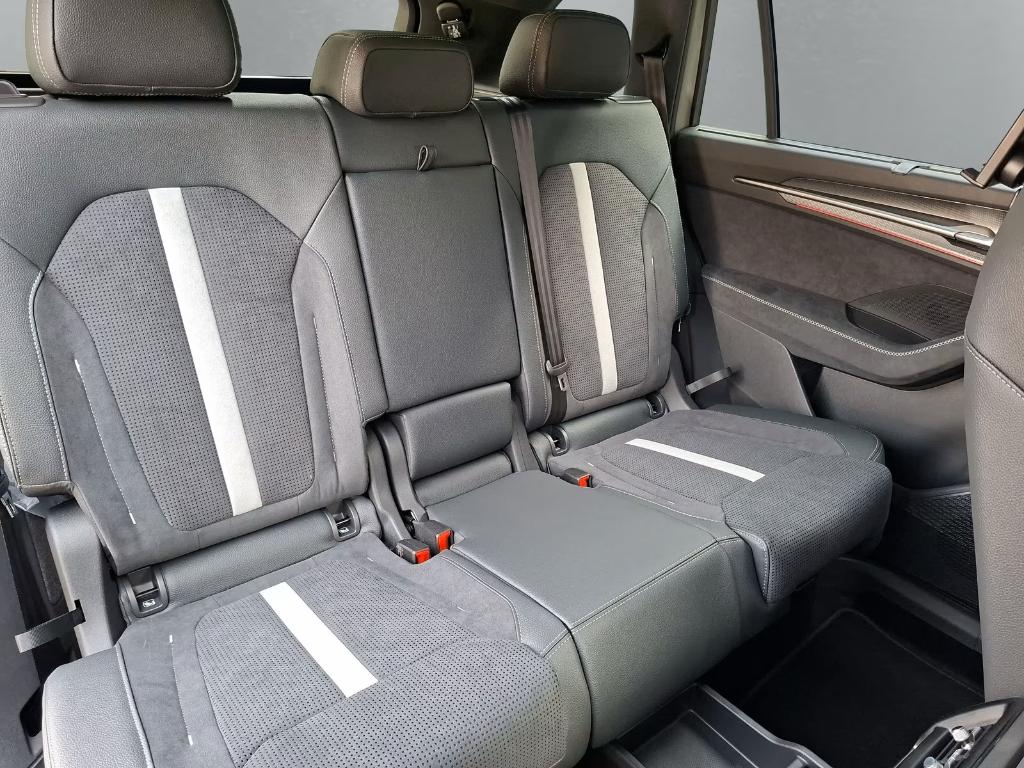 NEW KODIAQ MHEV 150PK SPORTLINE 7PL/PANO/TREKH/20/SAFEXL-25%, Autos, Skoda, Argent ou Gris, Achat, Entreprise, Alcantara