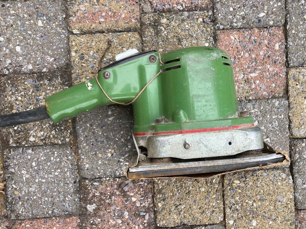 Werkende schuurmachine, Ophalen, Zo goed als nieuw, Minder dan 600 watt