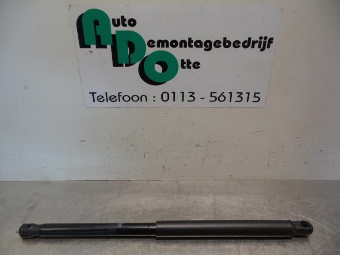 Gasdemper rechts-achter van een Citroen C2 (C2 03-), Gebruikt, -, Ophalen of Verzenden, -