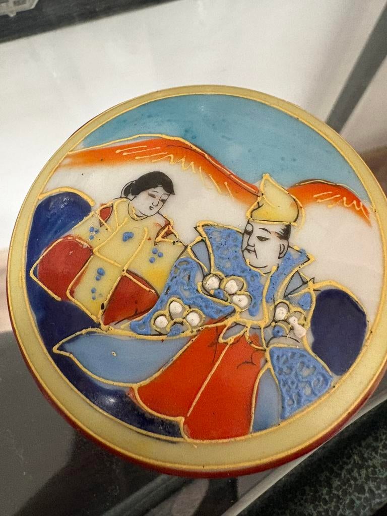 Petit boite ancienne, Antiek en Kunst, Antiek | Schalen, Ophalen