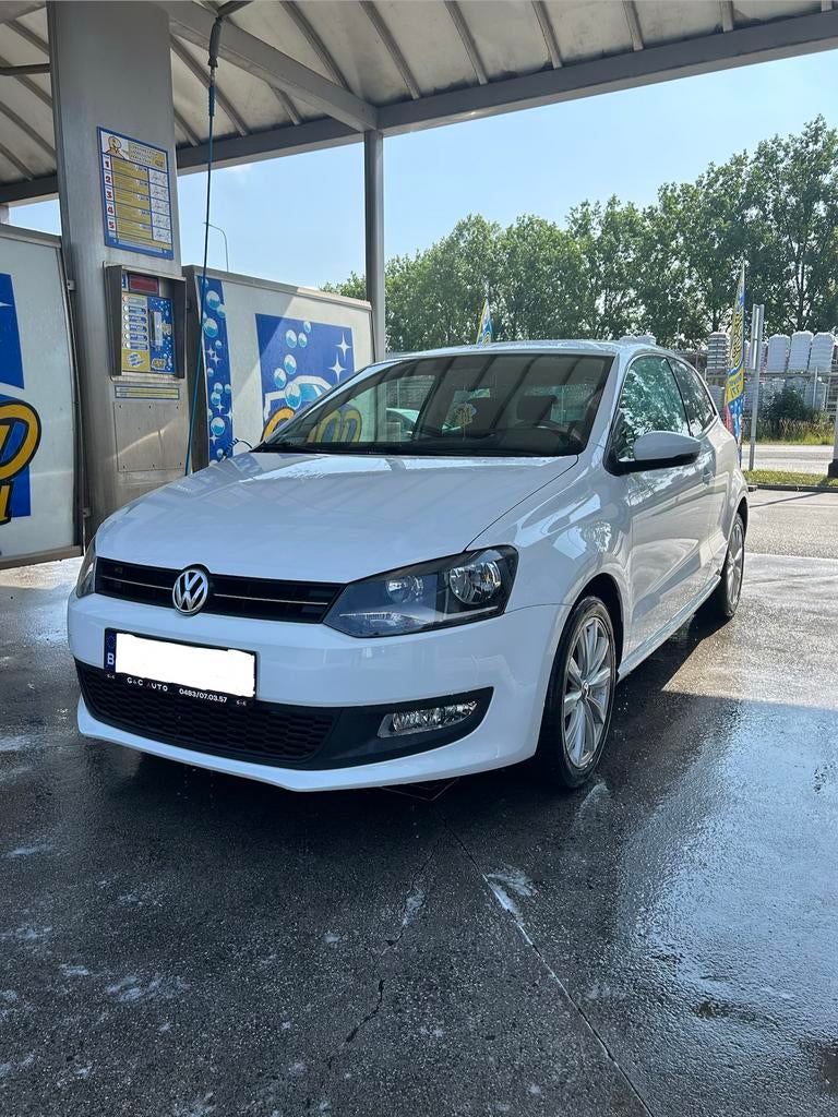 Vw polo 6r, Auto's, Volkswagen, Particulier, Polo, Cruise Control, Benzine, 3 deurs, Handgeschakeld, Wit, Zwart, Ophalen
