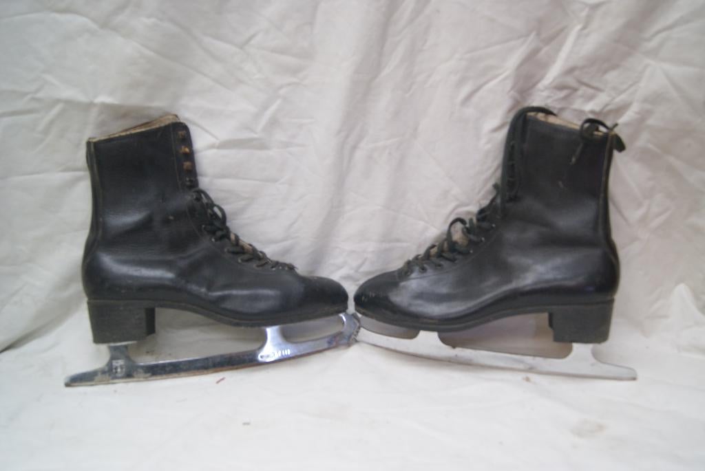 Patins à glace noirs pour hommes., Enlèvement ou Envoi, Utilisé, Patinage artistique