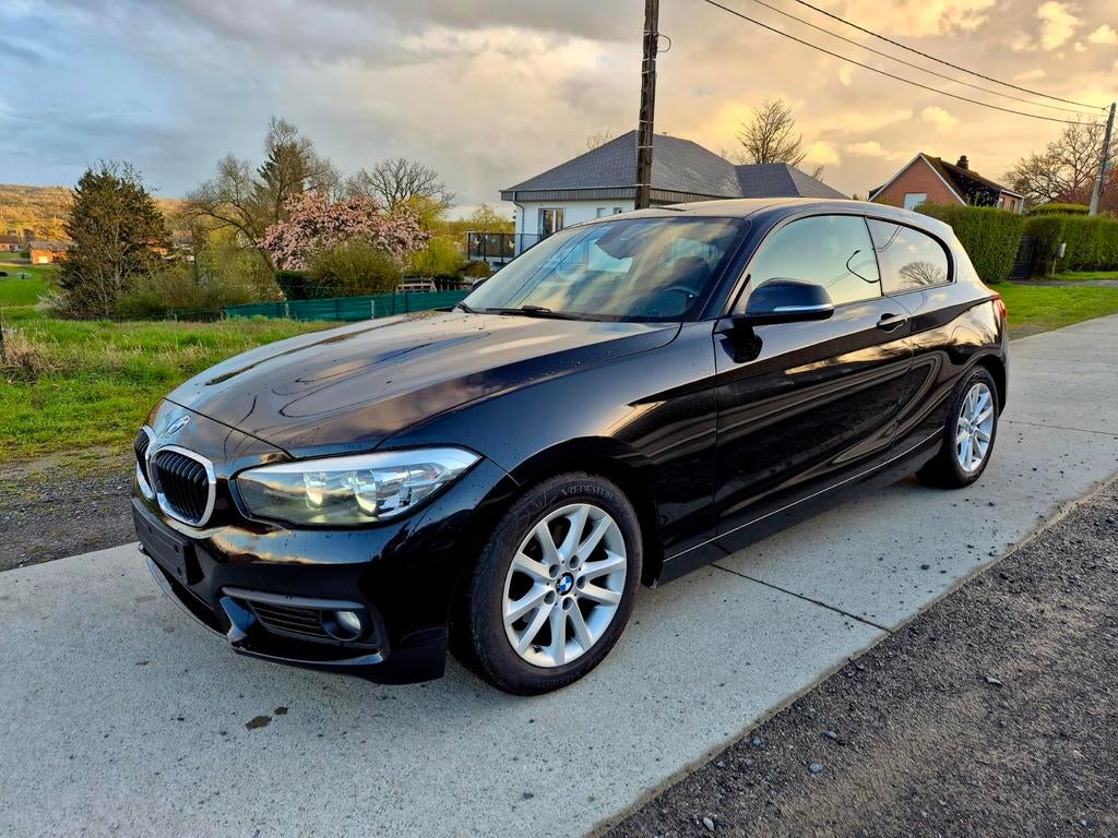 BMW 116d Coupé "Très Propre" Facelift Airco, Bluetooth, Auto's, BMW, 1 Reeks, 1600 cc, Zwart, Bedrijf