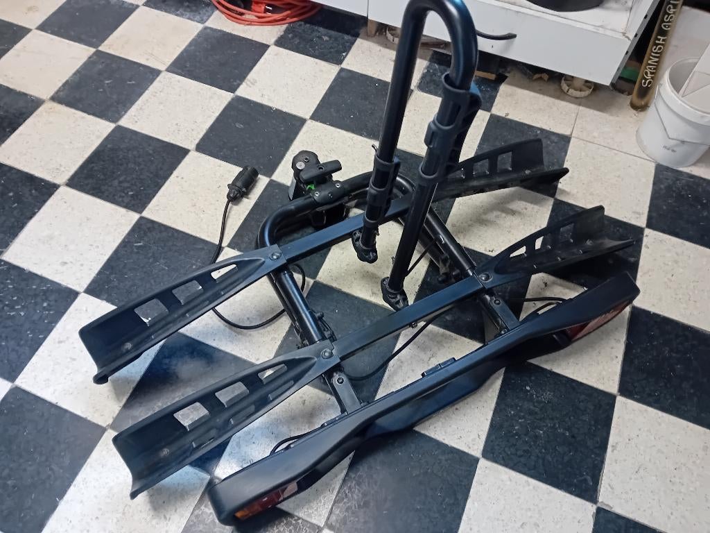porte vélos d'attelage pour 2 vélos, Enlèvement, 2 vélos, Comme neuf, Support d'attelage