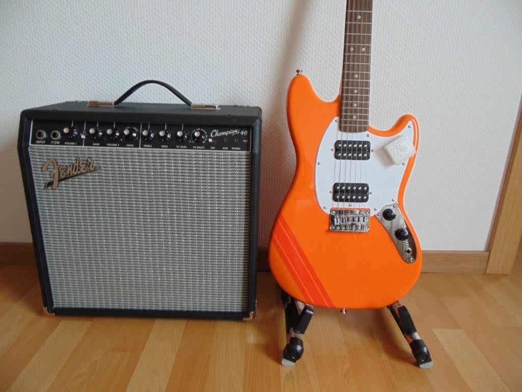 Gitaar Fender Squier FSR Mustang + Fender Champion 40 Amp ., Muziek en Instrumenten, Ophalen, Nieuw, Elektrisch