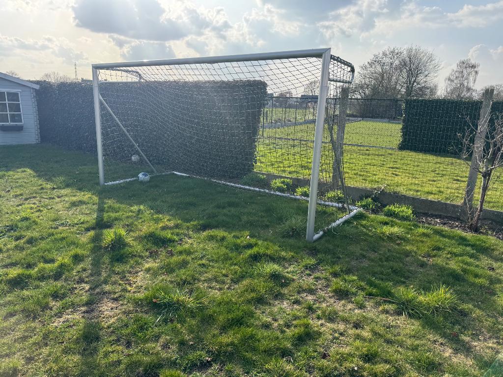 Voetbalgoal 4m x 2m, Ophalen, Gebruikt, Clubaccessoires