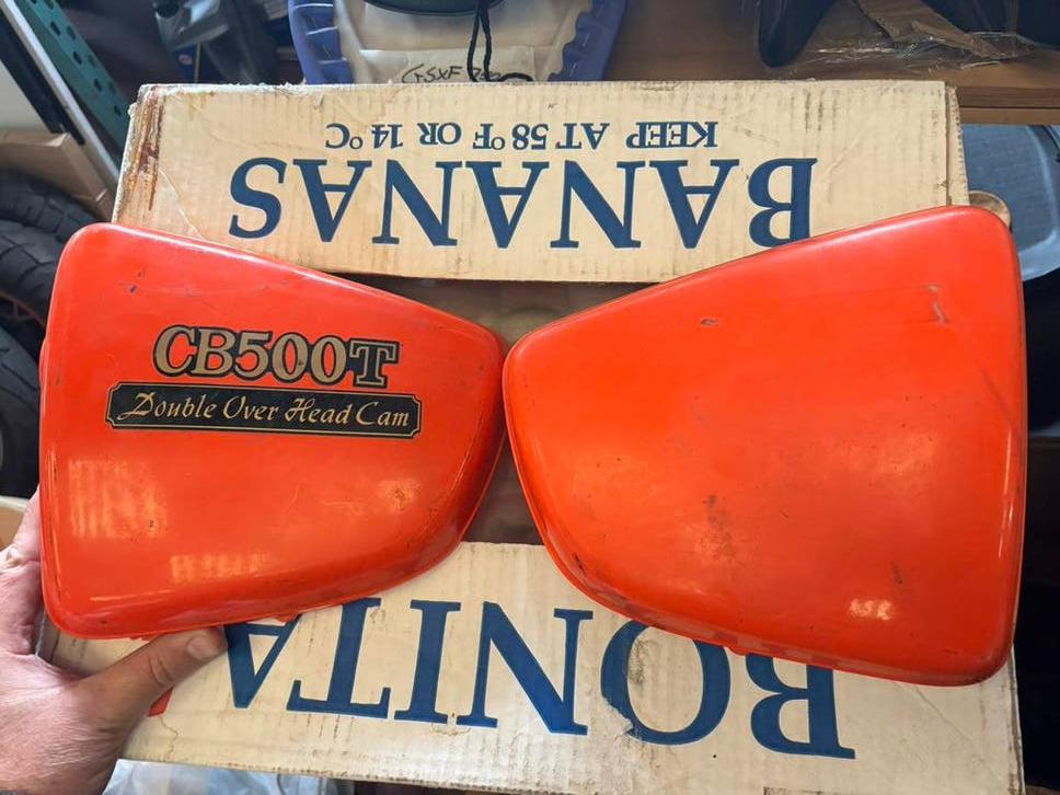 Honda CB500T, Twin. Caches latéraux des deux côtés (L/R), Motos, Enlèvement ou Envoi, Utilisé