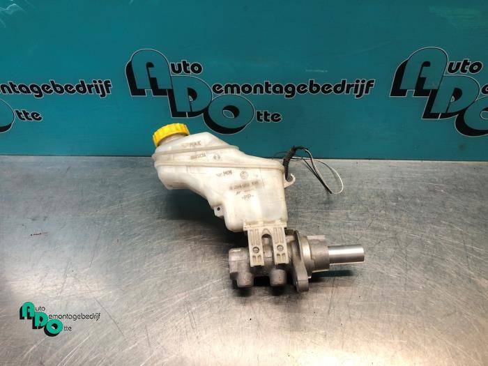 Hoofdremcilinder van een Citroen Nemo (Nemo 08-), Gebruikt, -, Ophalen of Verzenden, -