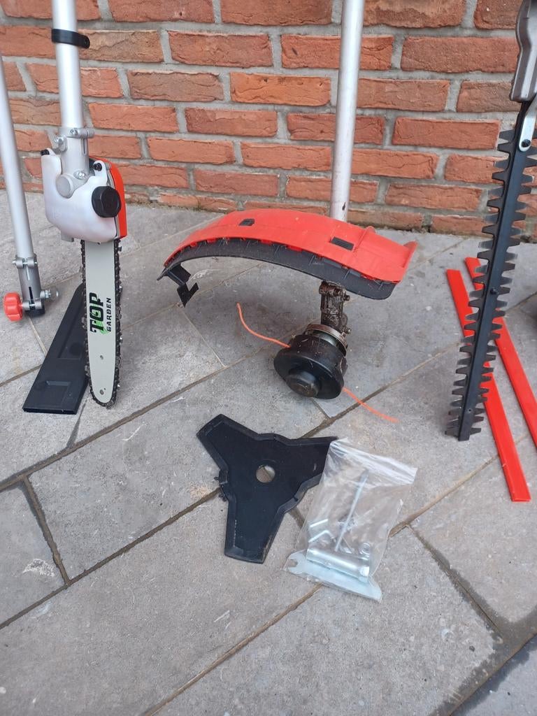 Bosmaaier op benzine 4 in 1., Ophalen, Benzine