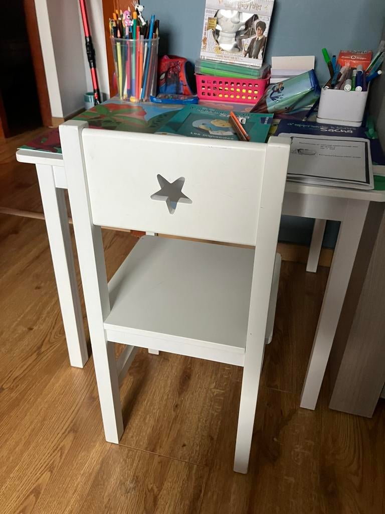 Table et chaise enfant - etoile - Oxybul, Enfants & Bébés, Chambre d'enfant | Tables & Chaises, Enlèvement, Utilisé, Table(s) et Chaise(s)