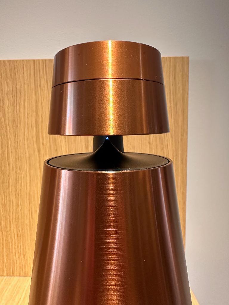 Bang & Olufsen Beosound 1 2nd Gen Bronze Tone + Dock - B&O, Audio, Tv en Foto, Overige merken, Info@bang-olufsen.dk, Ophalen of Verzenden