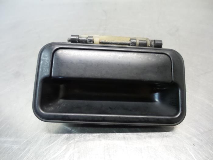 Poignée portière 4portes arrière gauche d'un Suzuki Swift, Autos : Pièces & Accessoires, Carrosserie & Tôlerie, Suzuki, Utilisé