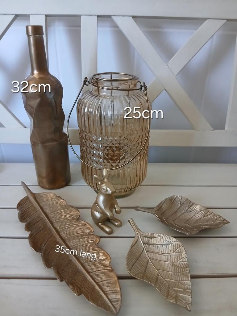 Lot decoratie, Ophalen