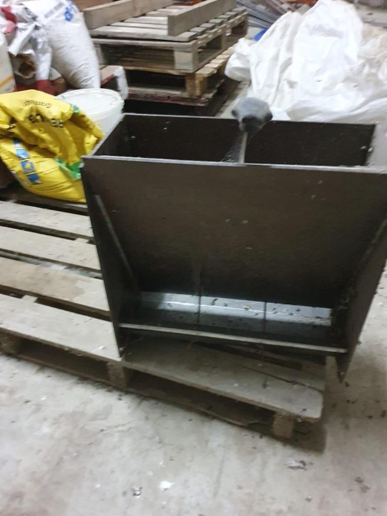 kleine meelbakken, Dieren en Toebehoren