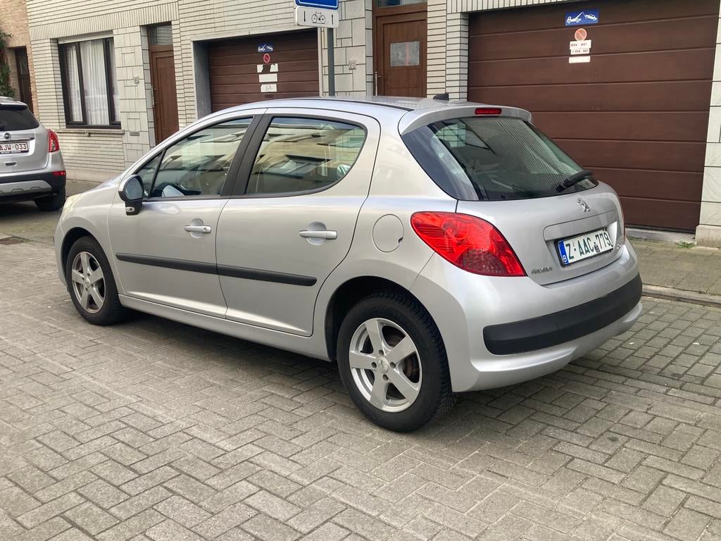 Peugeot 207 1.4 vti  benzine 2009 met 69000km*GEKEURD*AIRCO, Auto's, Stof, Electronic Stability Program (ESP), 4 cilinders, Bedrijf