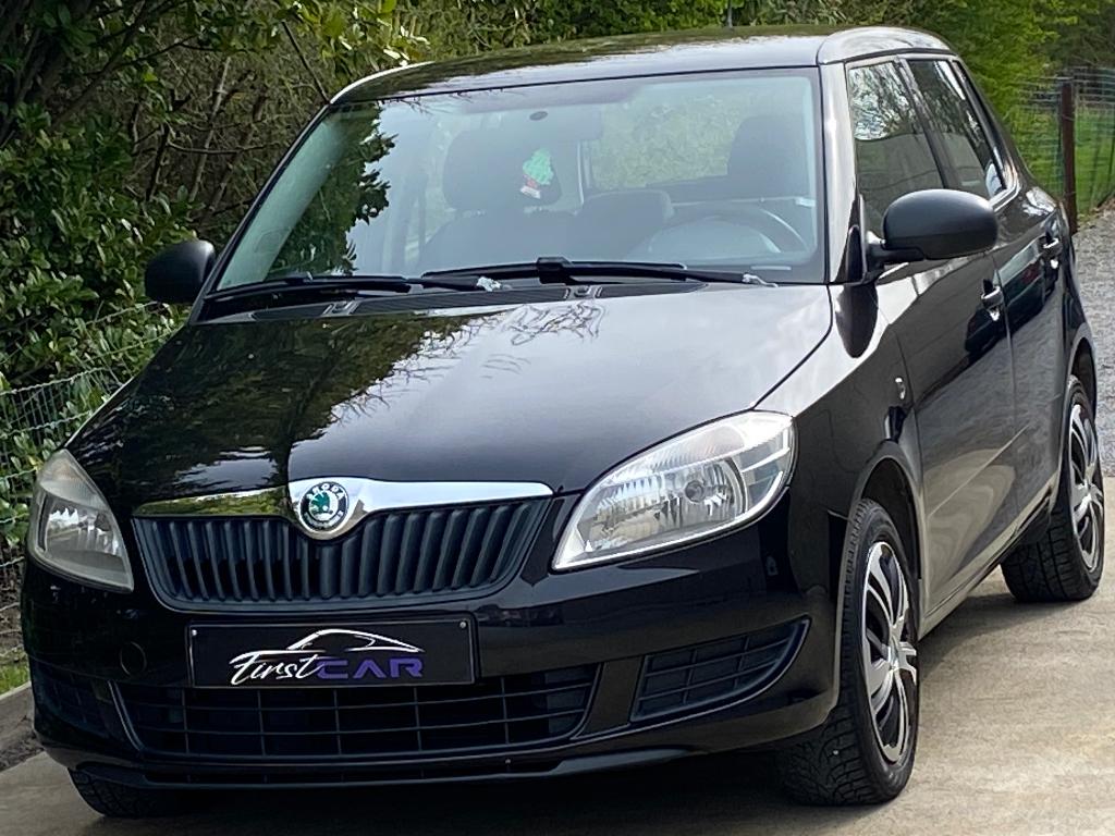 Skoda Fabia 1.2i 04/2011 208715km 5 PORTES - CARNET !!!, Autos, Skoda, Achat, Entreprise, Boîte manuelle, Entretenue par le concessionnaire
