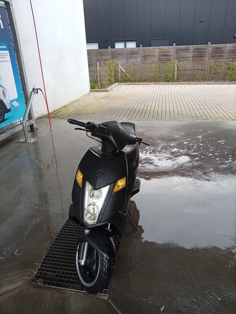 Keeway flash te koop/ ruilen tegen A klasse scooter, Vélos & Vélomoteurs, Scooters | Yamaha, Autres modèles, Classe B (45 km/h)