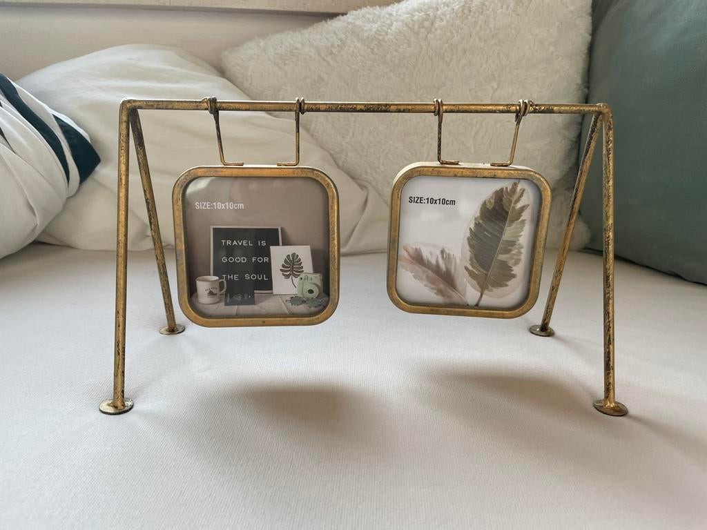 Gouden fotokaders, Ophalen