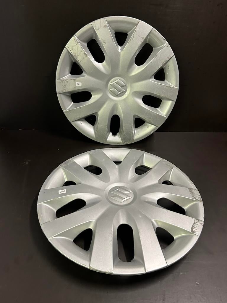 2,enjoliveurs Suzuki Swift 15", Autos : Divers, Enjoliveurs, Utilisé, Enlèvement ou Envoi