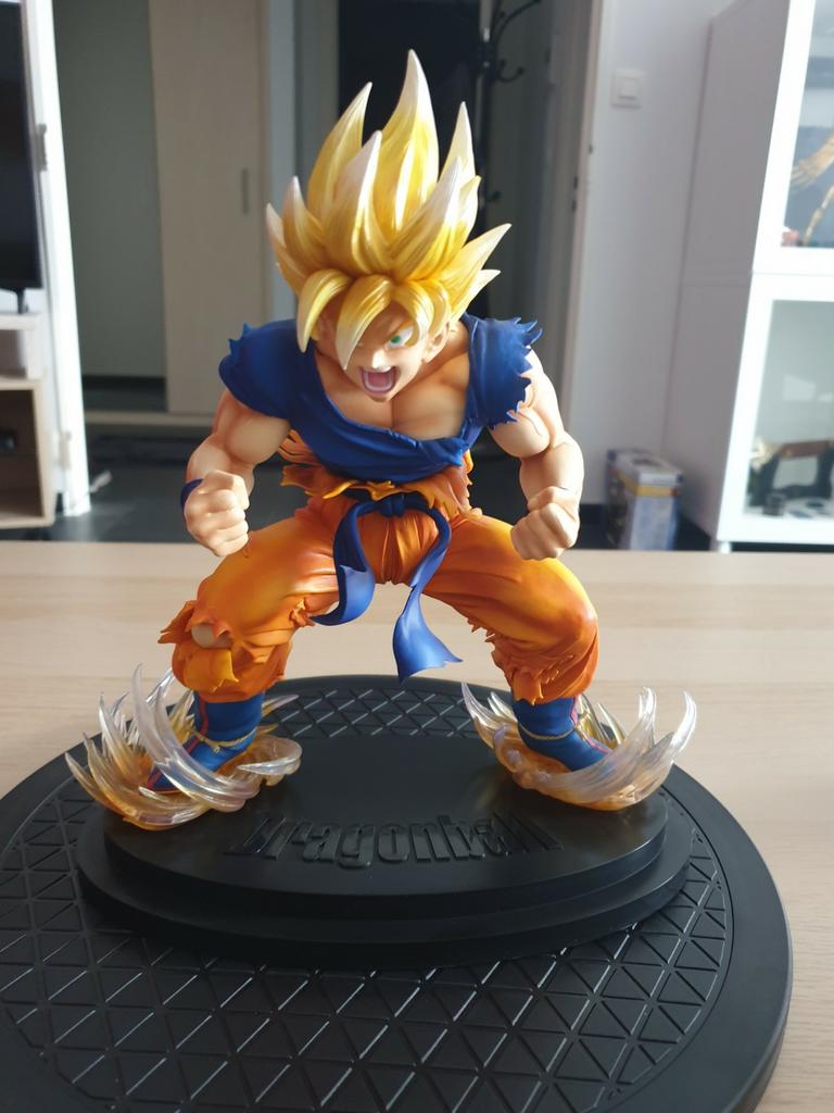 Dragon Ball Z Goku Super Saiyan, Collections, Statues & Figurines, Comme neuf, Enlèvement ou Envoi