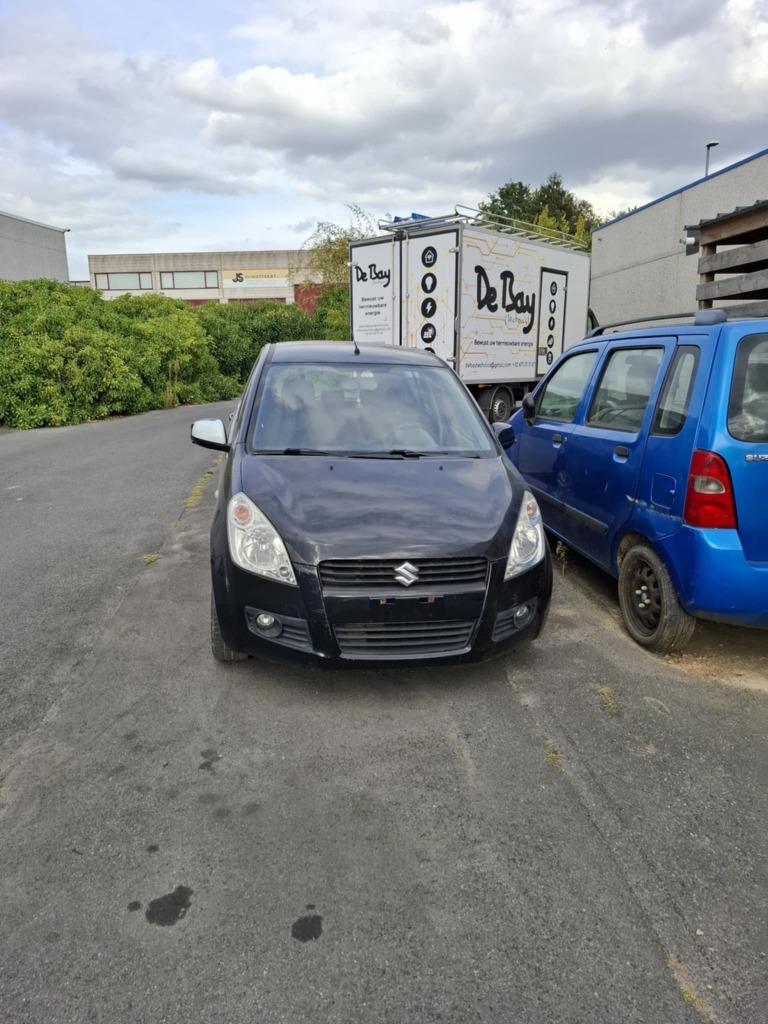 Suzuki Splash essence et climatisation, 2 pièces 1600 euros, Autos, Suzuki, 1242 cm³, Achat, 140 g/km, Entreprise