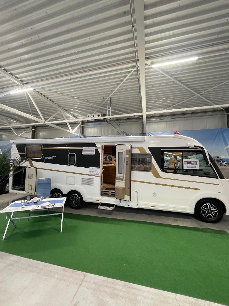 Eura Mobil I890 QB, Caravans en Kamperen, Mobilhomes, Caméra de recul, Fiat, Afzuigkap, Buitenlamp