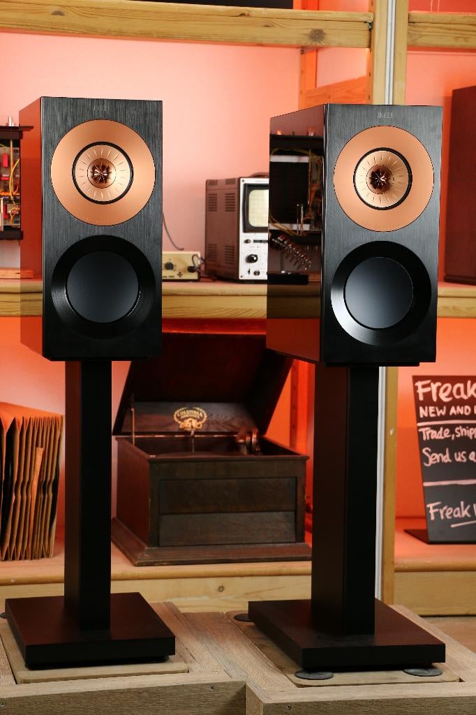 Demoset KEF Reference 1 Meta Black. INRUILOK. Wit of walnut?, TV, Hi-fi & Vidéo, Enceintes, Comme neuf, Enlèvement ou Envoi