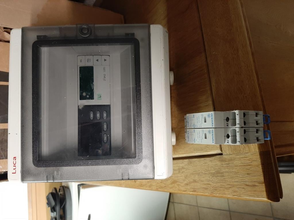 Régulateur Eliwell DR 4010 + thermostat Carel + coffret, Enlèvement, Utilisé