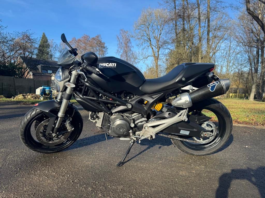 Ducati monster 696 ABS !!!SEULEMENT 6200 kilometre!!!!!, Motoren, Motoren | Ducati, 2 cilinders, Motorrijbewijs A, Particulier